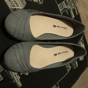 Grey American Eagle flats size US 8.5